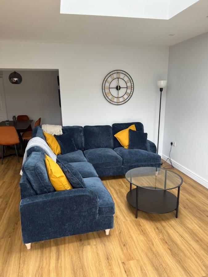 3 Bed Luxury Open Plan Living Villa Rayleigh Bagian luar foto